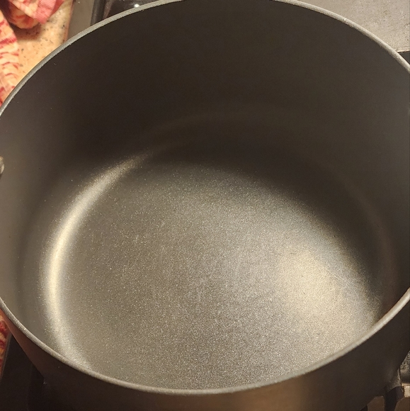 All-CladHard Anodized Nonstick 8-Quart Stock Pot - Picture 2 of 9